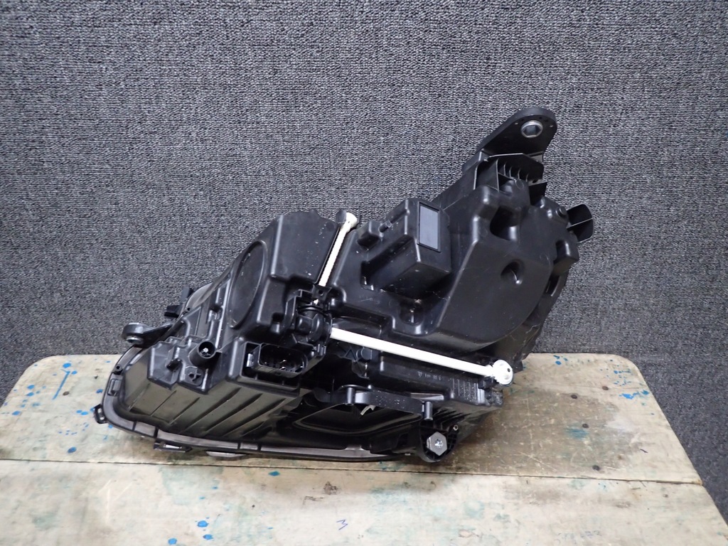 фото №6, Лампа перед правая mercedes e klasa w213 full led