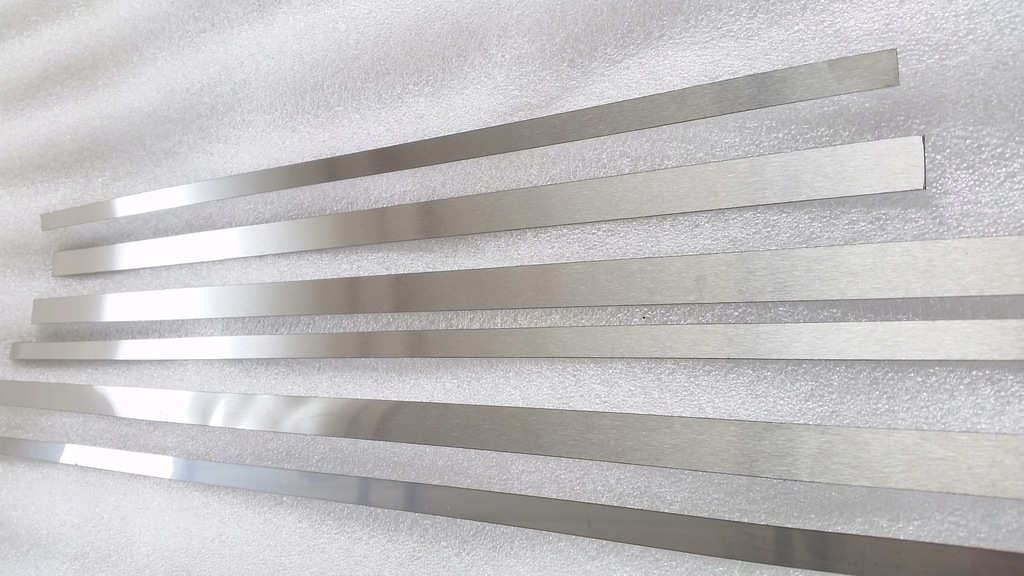 фото №5, Mercedes w124 sedan kombi накладки пороговые nowe