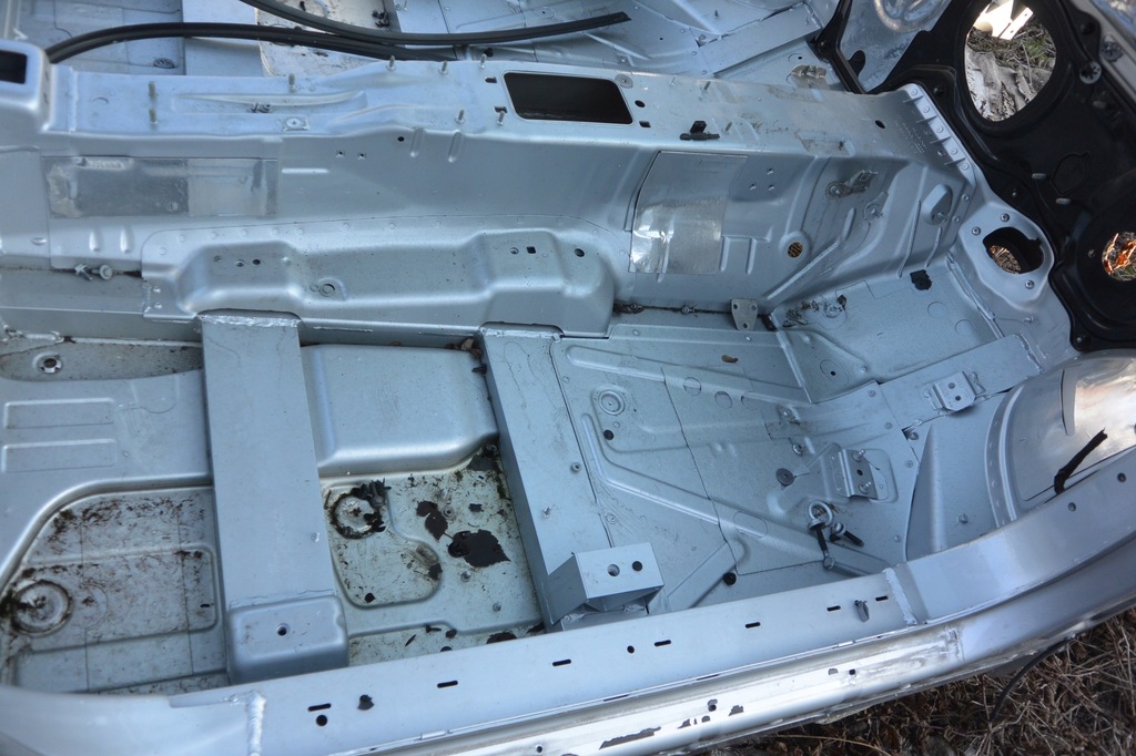 фото №14, Четверть перед задняя крыша порог audi tt 8j lx7w