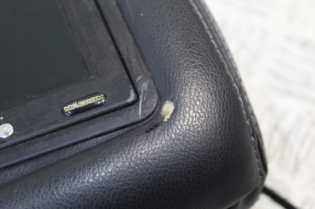 фото №6, Підголівники дисплей lcd c-crosser 2014