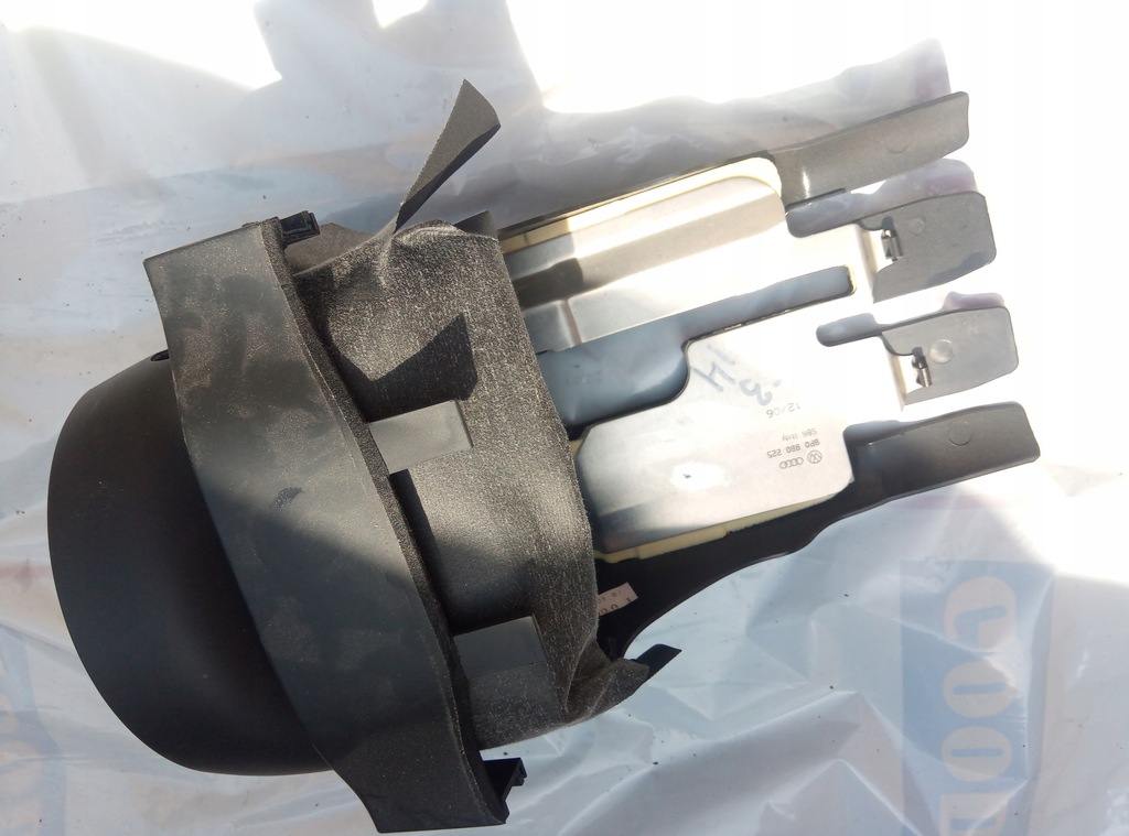 фото №4, Захист колонки кермового 8p0880225 audi a3