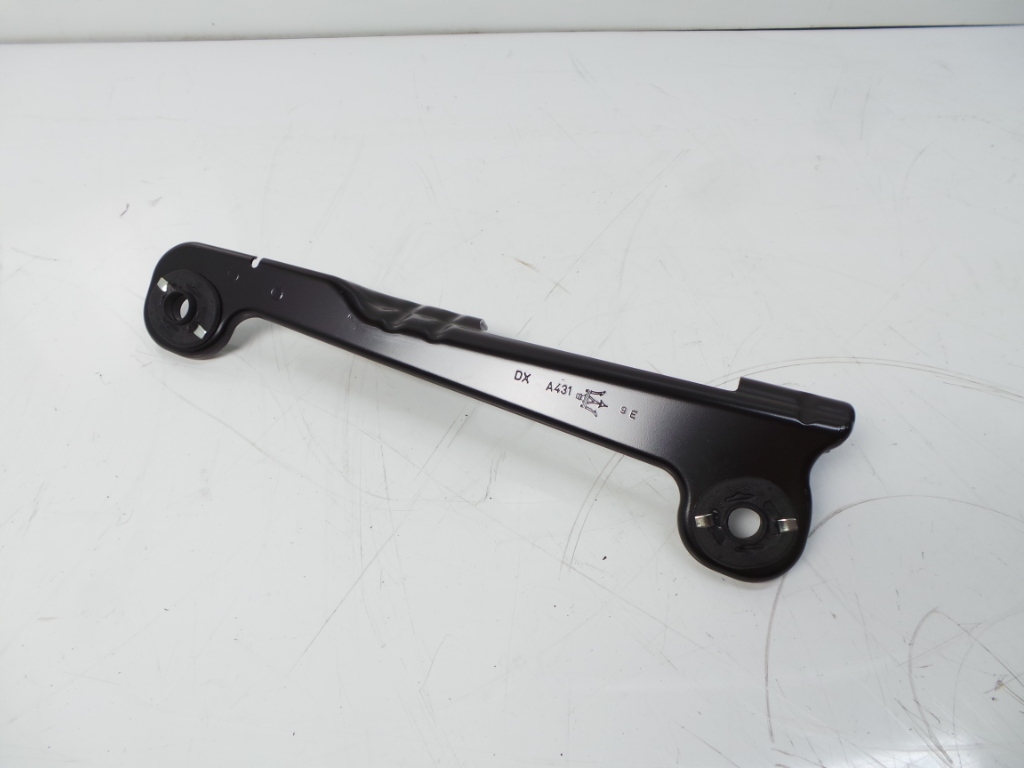 фото №1, Кронштейн интеркулер правый maserati levante