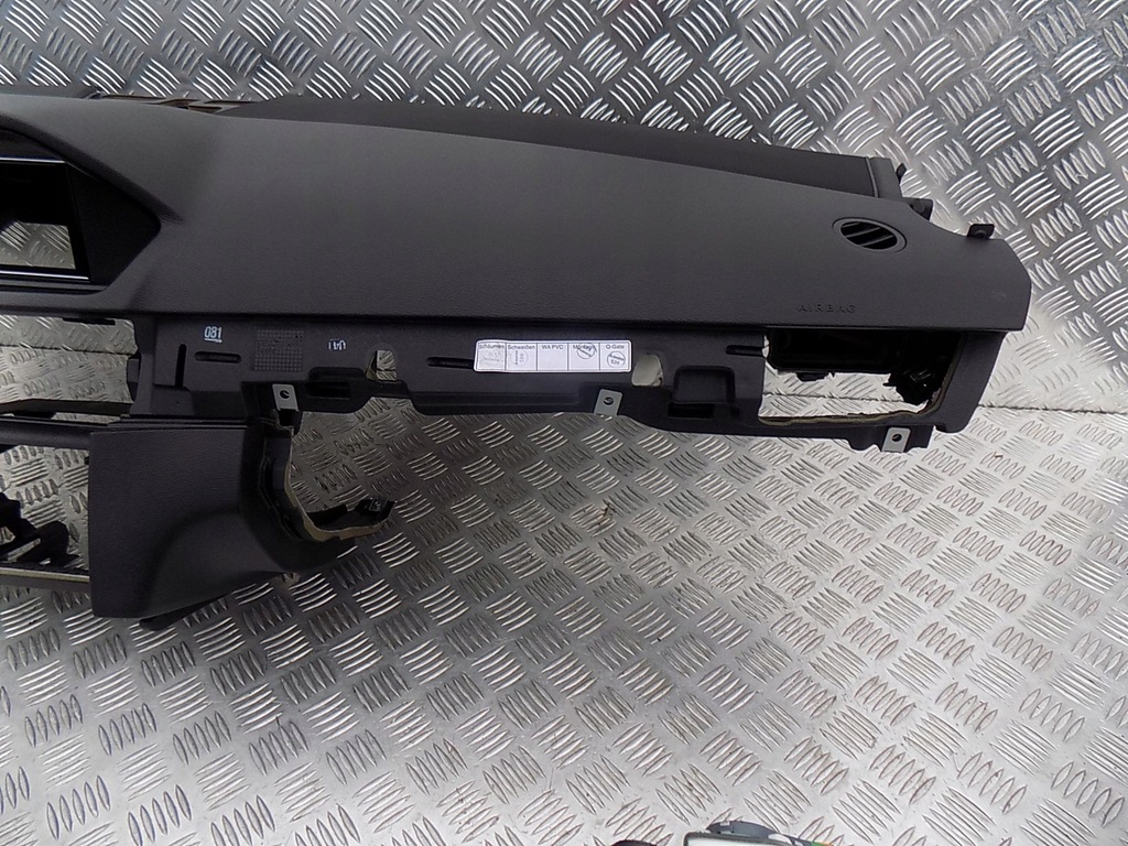 фото №8, Mercedes w212 приборная панель консоль подушка безопасности ремни оригинал