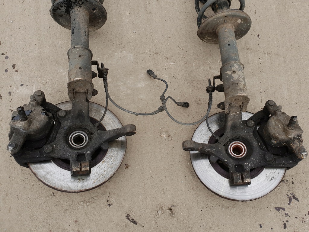 фото №5, Амортизаторна стійка поворотний кулак ліва logan van 09- dci / 1.6