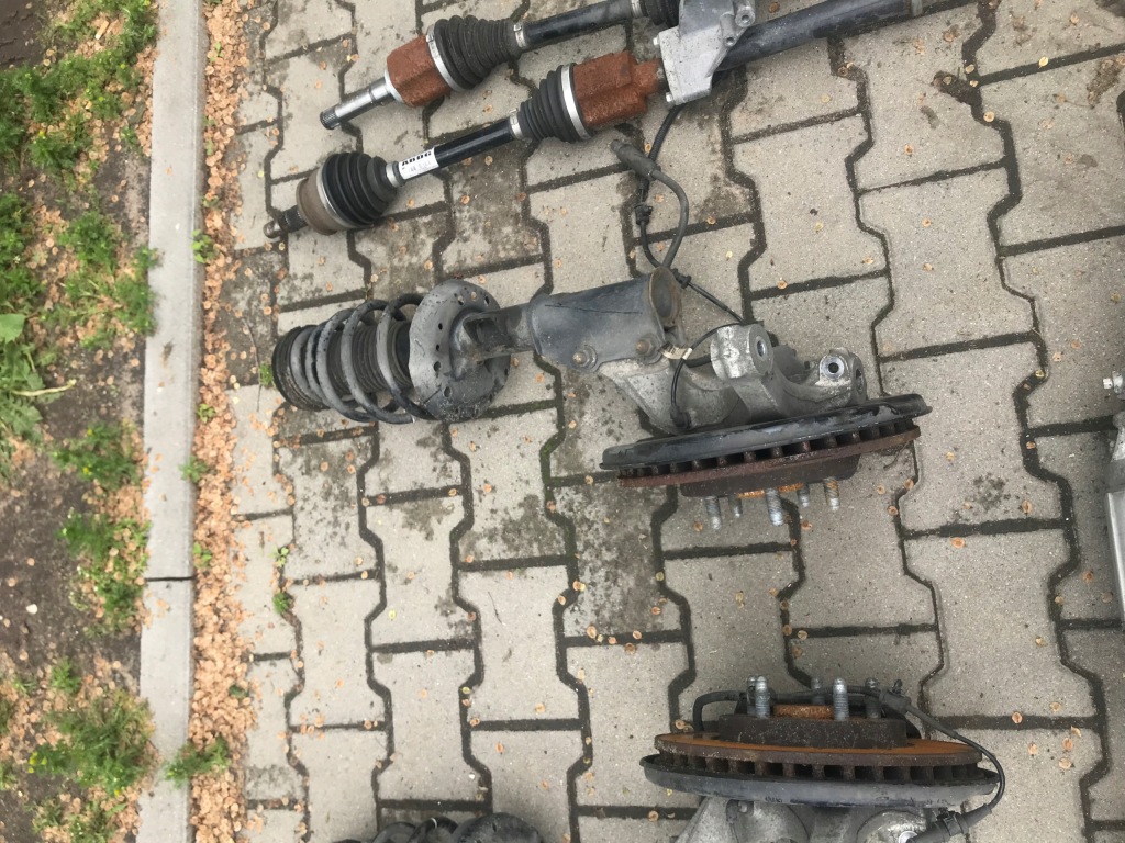 Купити Opel insignia рестайлінг  mcperson поворотний кулак ліва komple