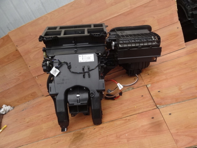 фото №1, Opel zafira c 2011 отопитель климат-контроль europa