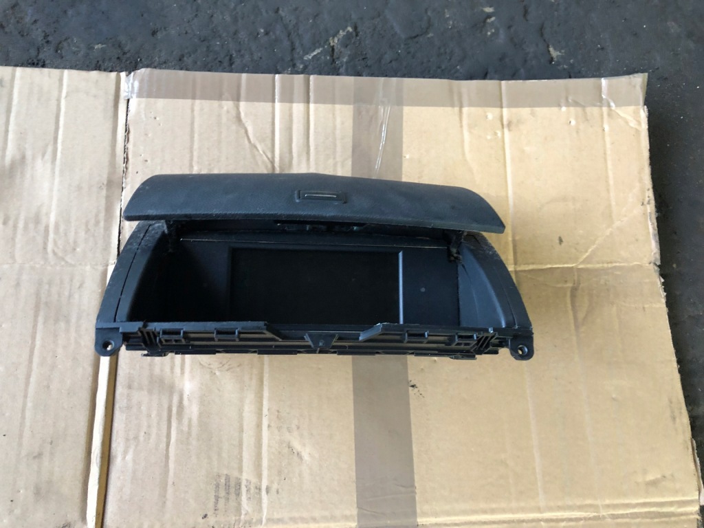 Купить Mercedes w204 дисплей радио a2046801231