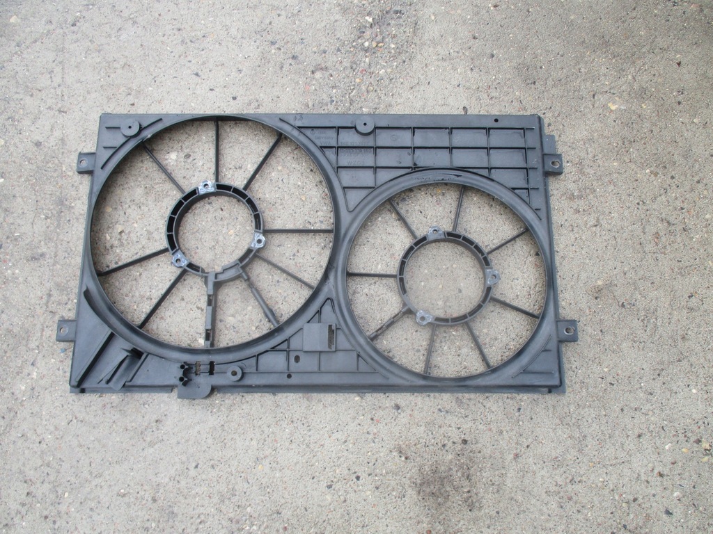 фото №1, Корпус вентиляторів 1k0121207t golf 7 leon a3 8p