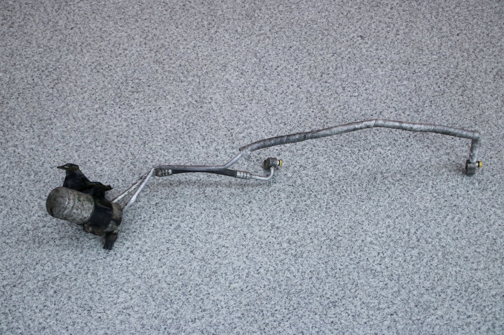 фото №1, Bmw e46 осушитель конденсатор кондиционера 8377332