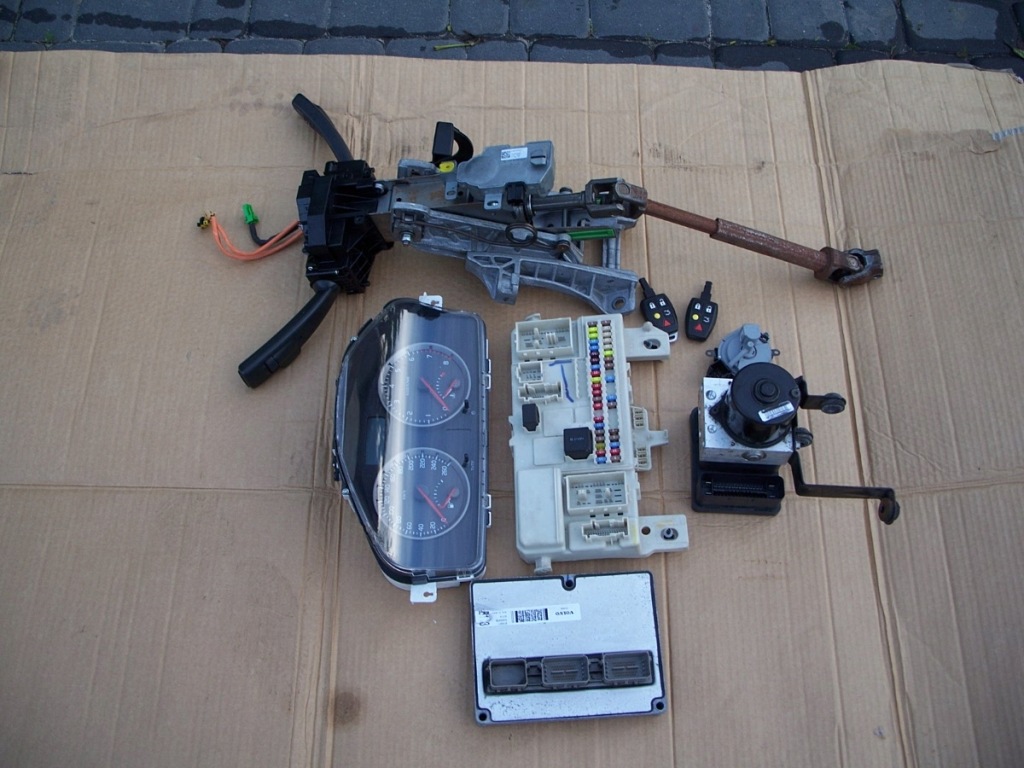 фото №1, Набор стартовый volvo c30 2,0b 145km europa