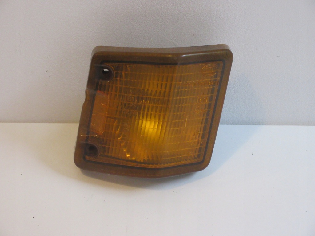 фото №1, Поворотник правый hella orginał vw t3 251953142