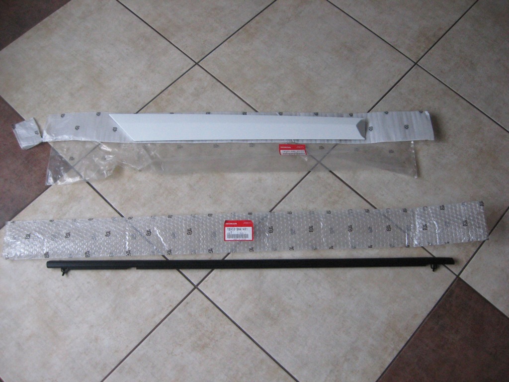 фото №1, Молдинг двері - правий задня - honda civic viii sedan