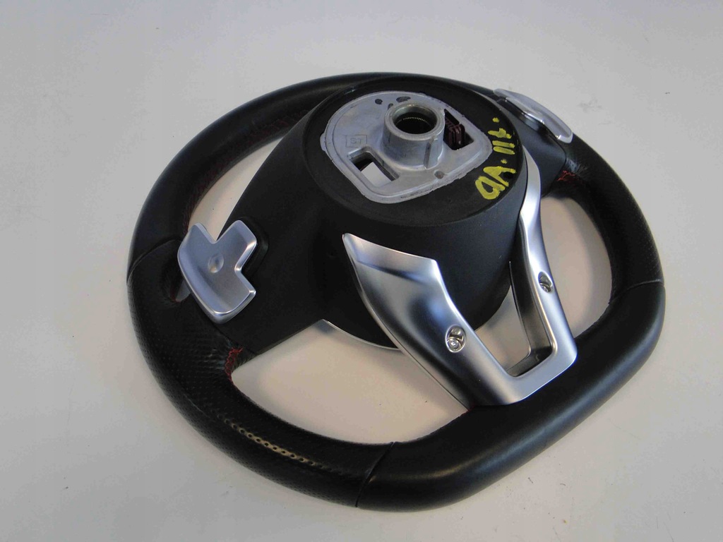 фото №8, Mercedes gla x156 воздуховод amg руль 156