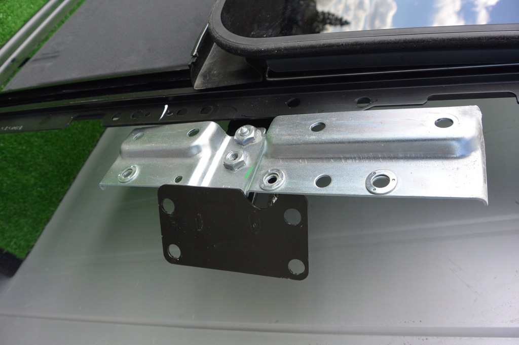 фото №8, Крыша люк maserati quattroporte vi m156