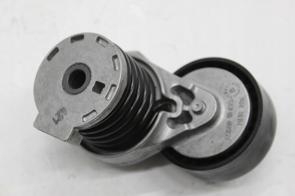 фото №2, Infiniti q30 ролик натяжителя 6563010