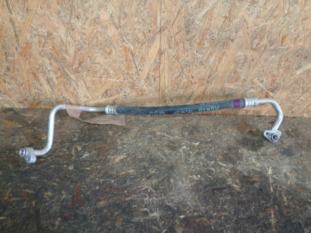 фото №1, Toyota auris 1 1,4diesel трубка кондиционера 5172