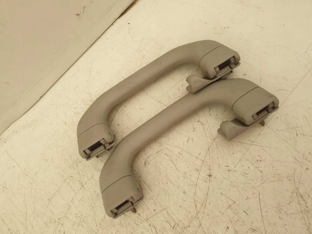 фото №1, Ручка кронштейн потолочный задняя mercedes a w168 eu