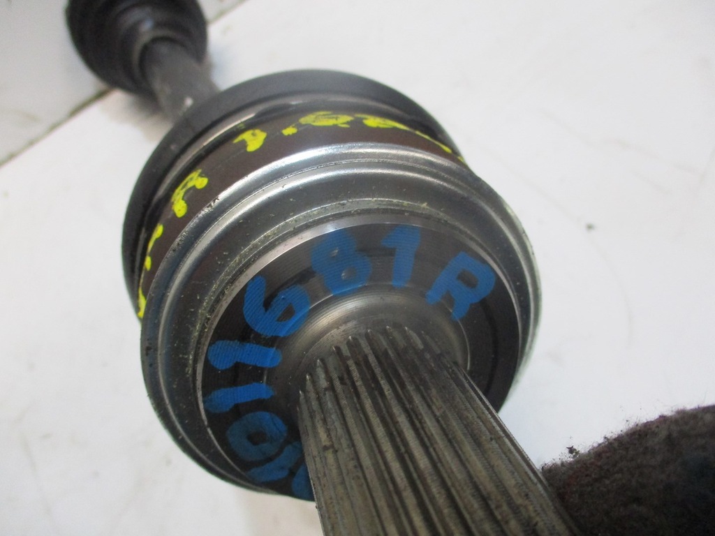 фото №5, Привідний вал ліва renault kadjar 1,6dci 391011681r