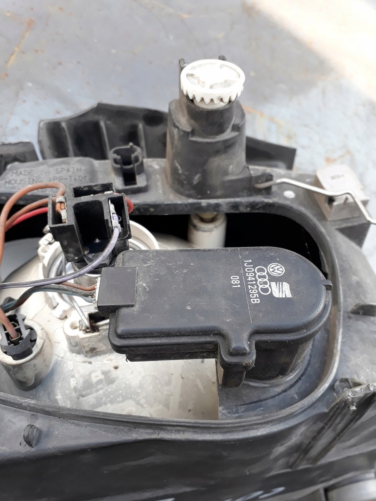 фото №10, Лампа ліва перед seat cordoba i fl