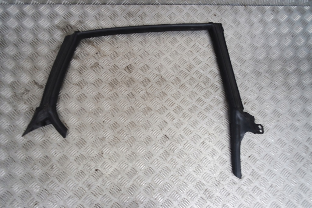 фото №1, Audi rs7 4g8 lift прокладка дверь правая задняя