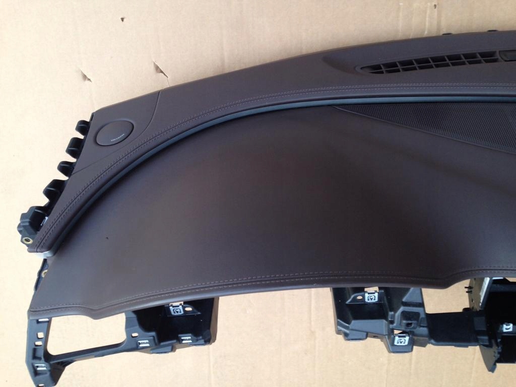 фото №5, Audi a8 d4 панель приладів консоль колір maronen individual