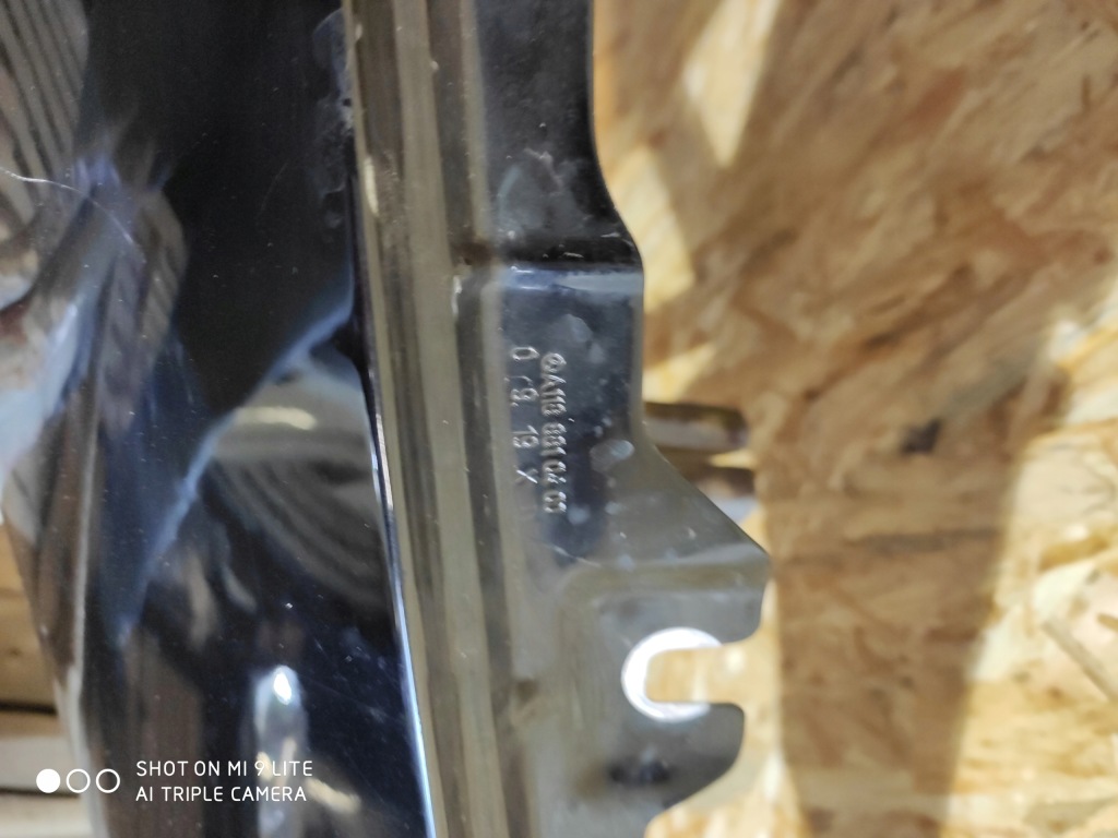 Крила mercedes cla 118 в Україні