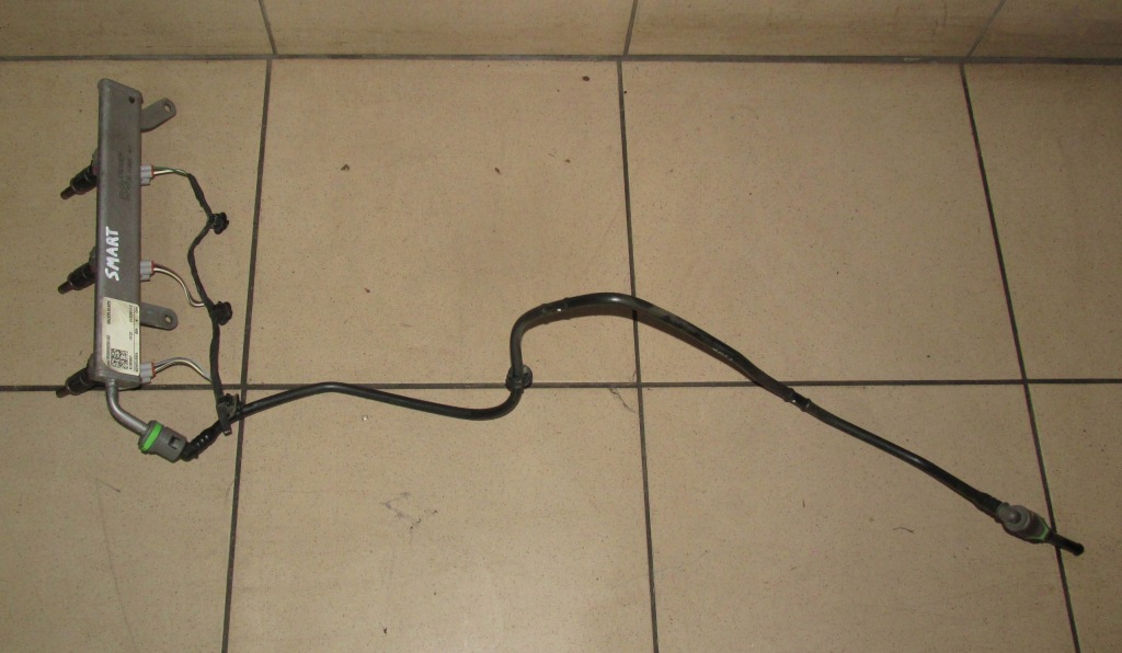 фото №2, Smart forfour ii 453 молдинг впрыскная форсунка