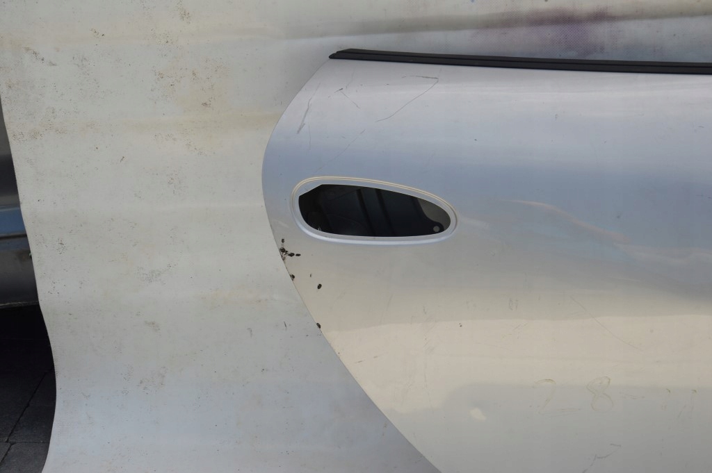 фото №3, Porsche 911 996 двері праве голий