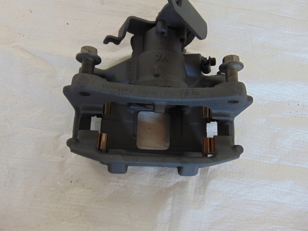 фото №2, Ford transit custom суппорт тормозной