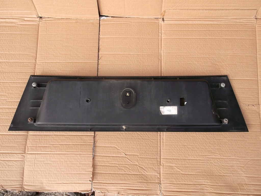 фото №5, Накладка крышки задний задняя alhambra lift 00-04r l041