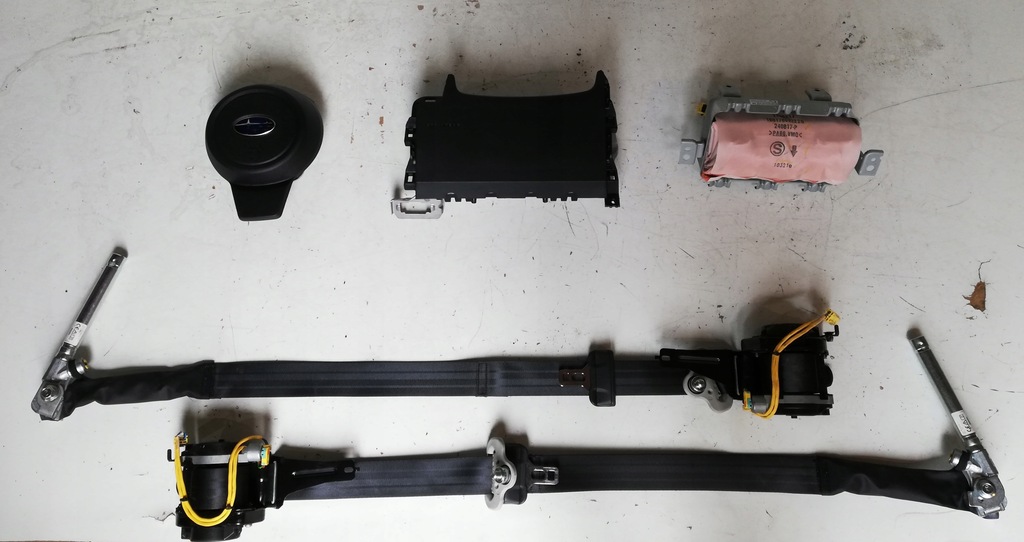 фото №9, Subaru xv forester 2019 приборная панель подушка безопасности подушки безопасности ремни оригинал демонтаж