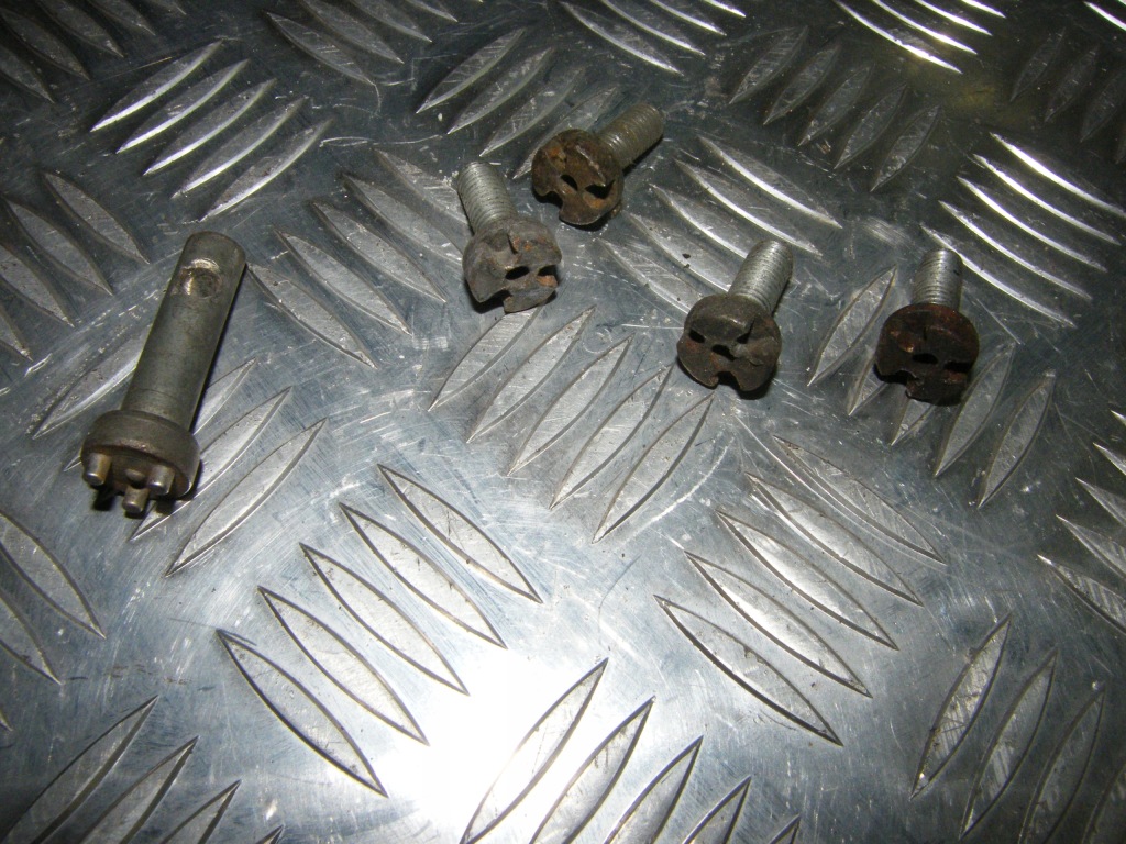 фото №1, Болти zabezpieczjace колеса megane ii scenic ключ