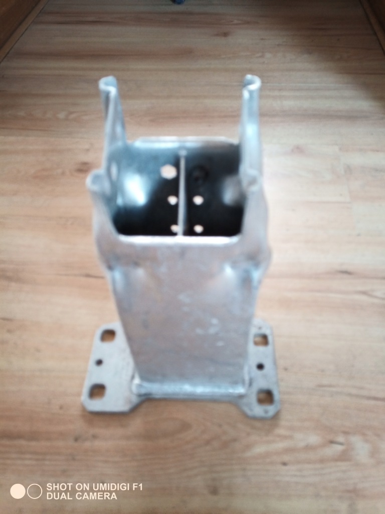 фото №1, Кронштейн бампера bmw z4 левый [822 ]