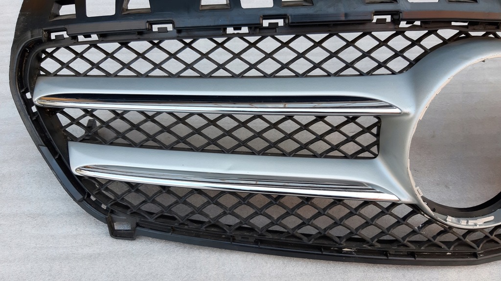 фото №2, Mercedes a-klasa w176 решётка радиатора решётка радиатора хром