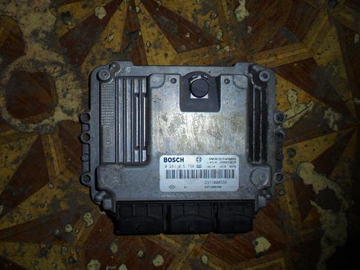 фото №1, Renault бортовой компьютер 0281015798