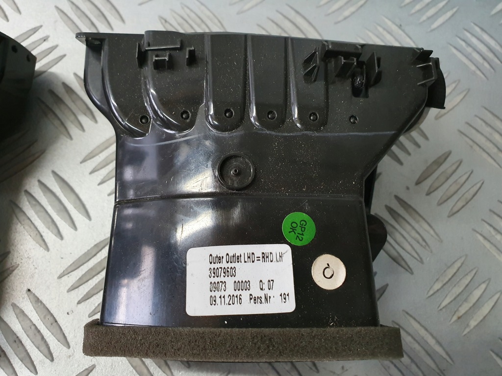 фото №3, Решётка обдув воздуха opel astra k