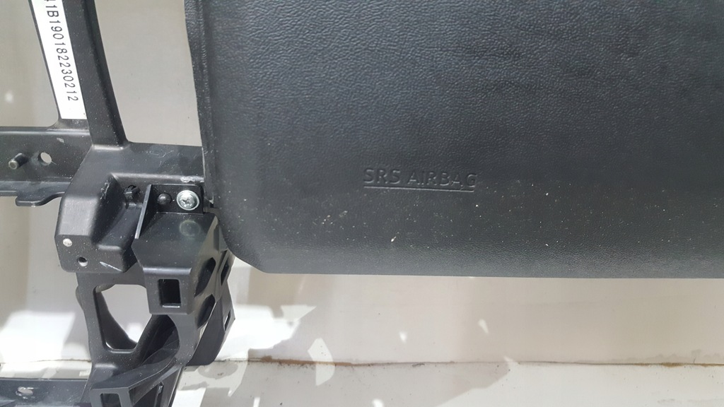 фото №5, Nissan 370z панель приладів консоль подушка безпеки подушки безпеки ремені