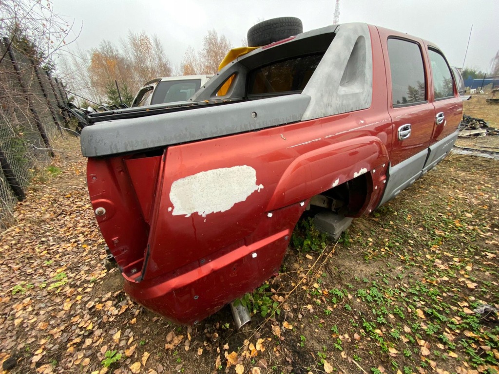 фото №1, Cadillac escalade avalanche крила чверть задня