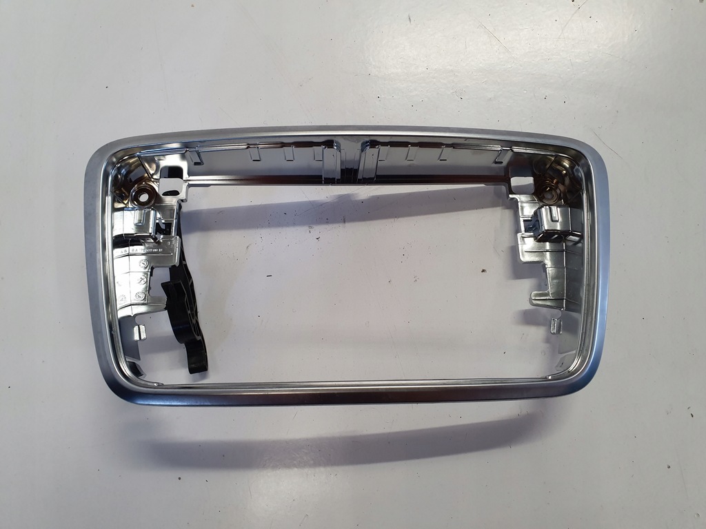 фото №1, Mercedes w176 рамка радио