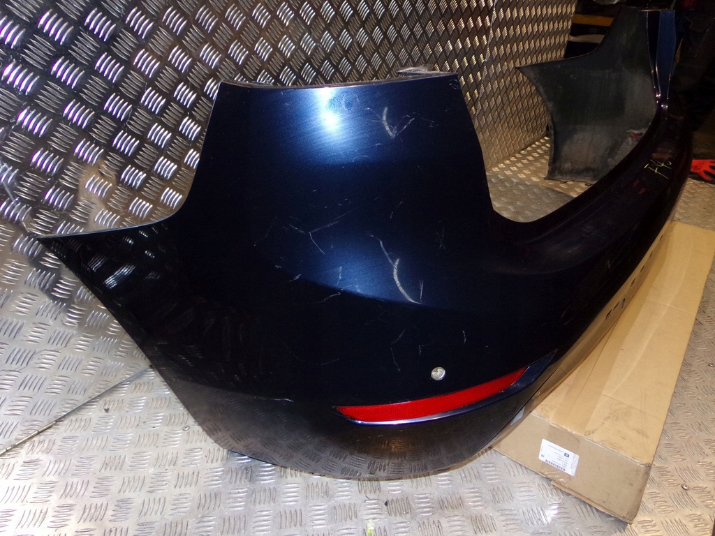 фото №9, Bmw 2 f46 бампер задняя разные цвета