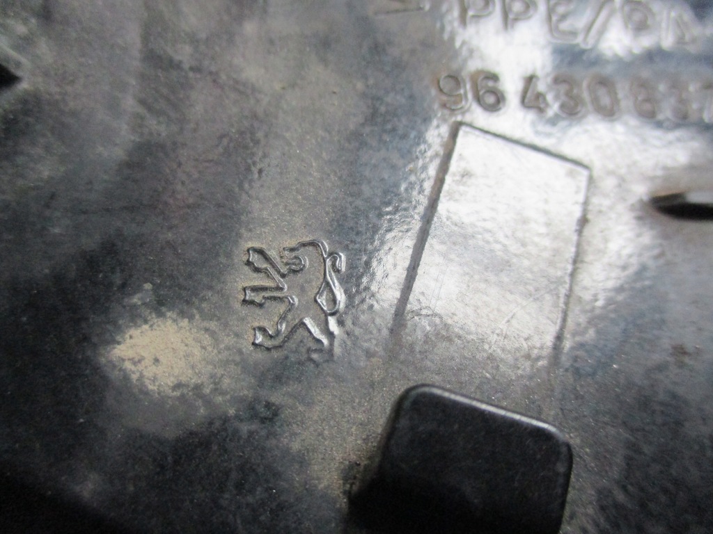 фото №7, Кришка заливної пального peugeot 307 01-05 exld