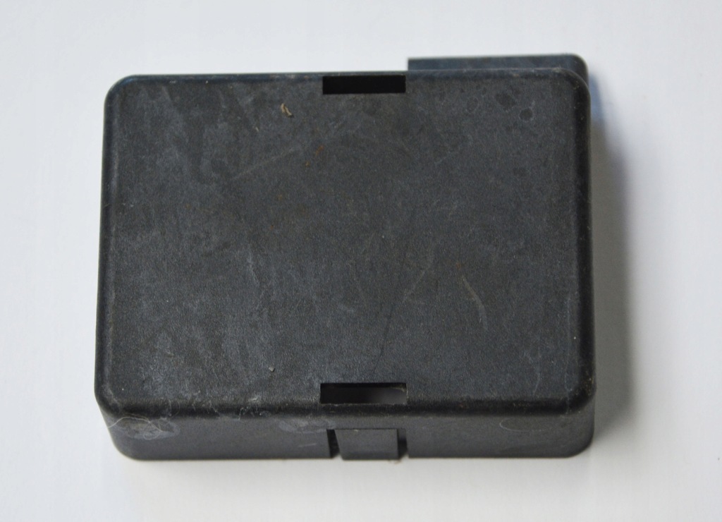 фото №1, 7p0937401 vw touareg 7p захист клеми акумулятор