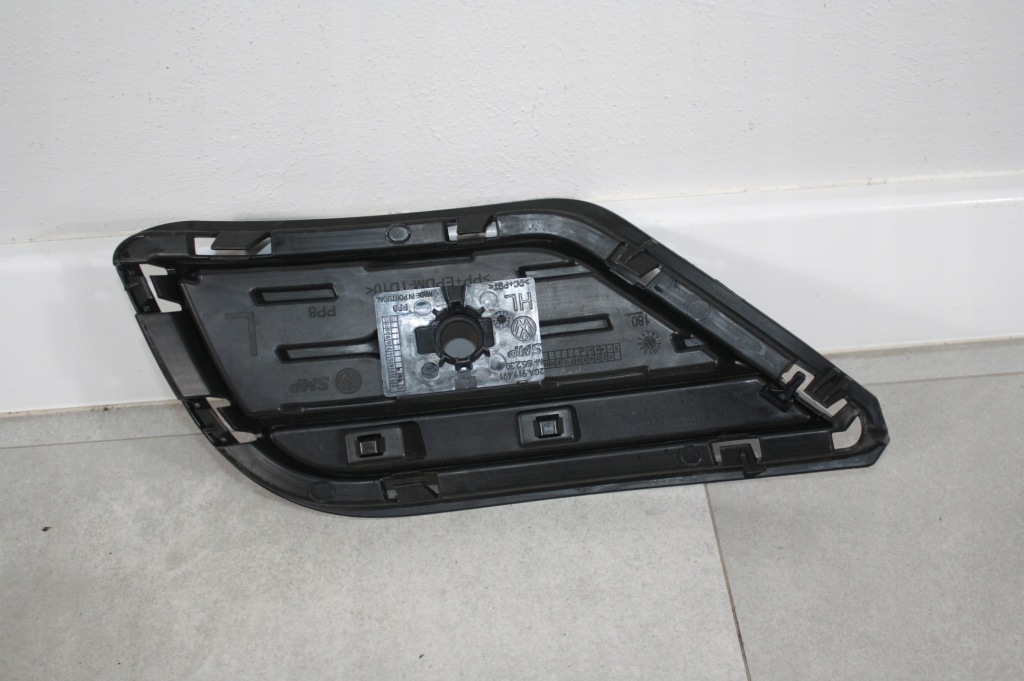 фото №2, Vw t-roc решётка бампера левый задняя 2ga807245