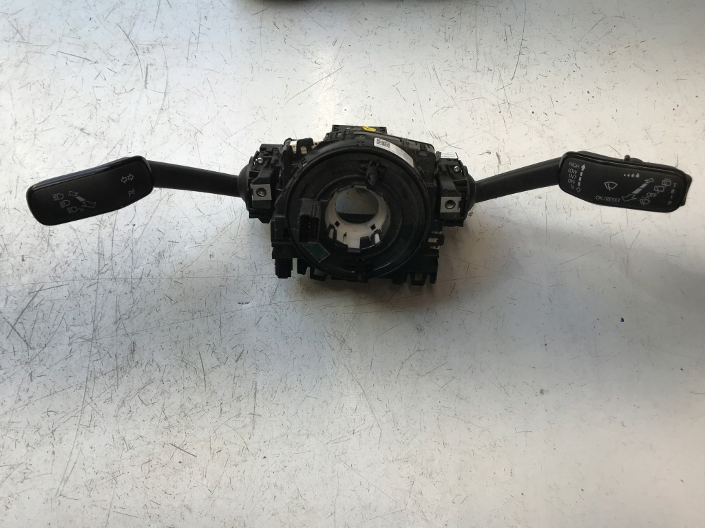 фото №1, Перемикачі перемикач стрічка vw golf vii 5q0953507eb