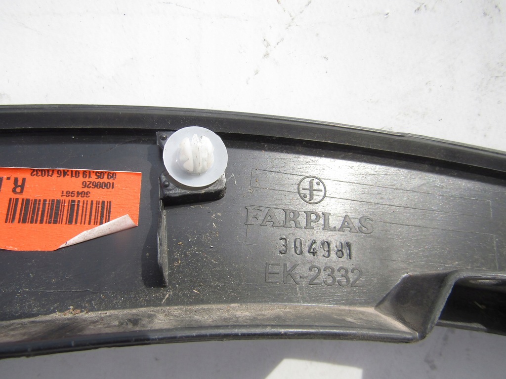 фото №8, Молдинг na крыло toyota c-hr 16- правый задняя