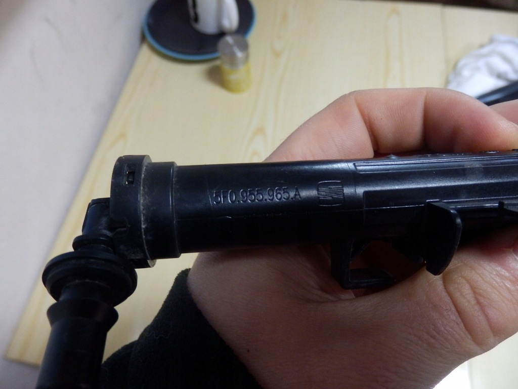 фото №8, Seat leon iii fr помпа насадка распылителя левая