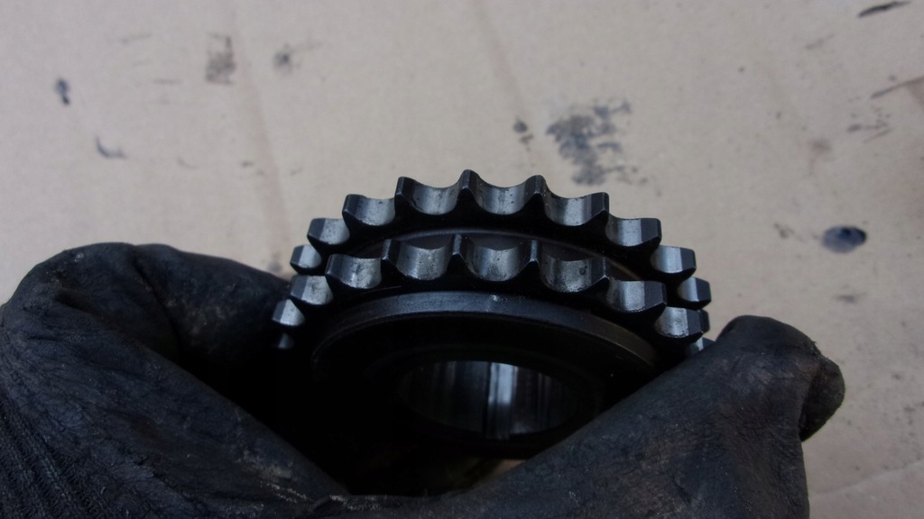 фото №5, Nissan navara 2.5 di колесо зубчатое вала