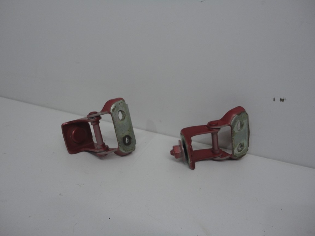 фото №1, Suzuki swift mk8 петли крышки багажника 2017-