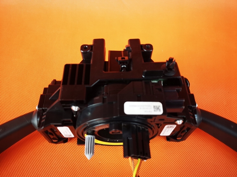 фото №12, Volvo v40 ii перемикачі поворотник стрічка подушка безпеки комплект