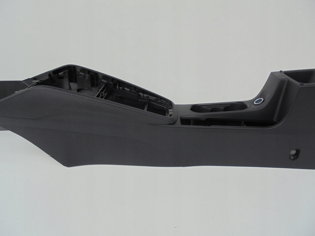 фото №7, Skoda scala туннель средний 65586324 rok 2019-